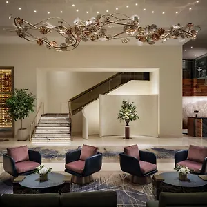 The Ritz-carlton, Otel